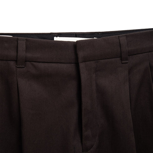 Norse Projects Christopher Relaxed Gabardine Pleated Trouser Espresso N25-03852022 Degli Uberti